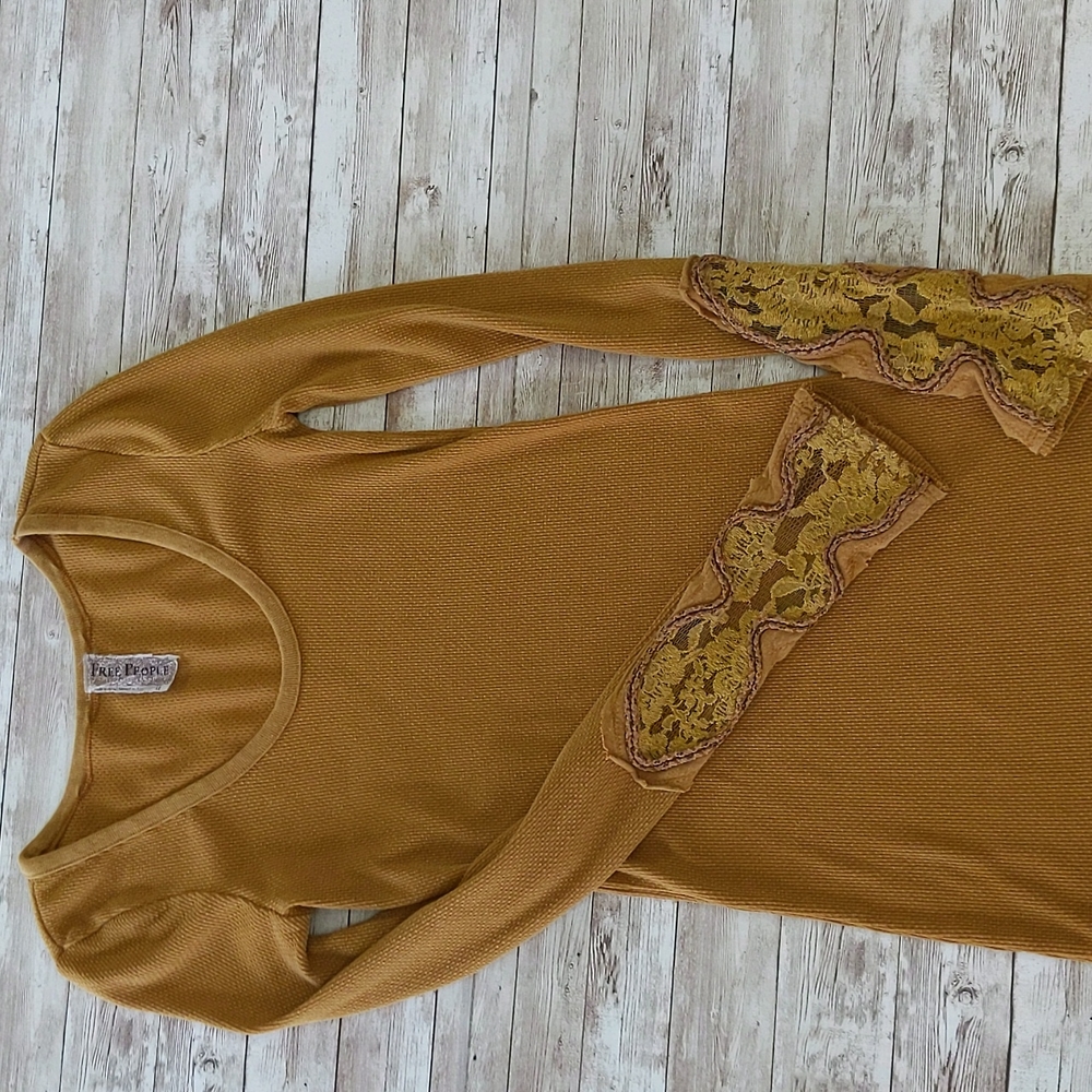 Free People Crafty Cuff Gold Lace Thermal Top S - Picture 15 of 15